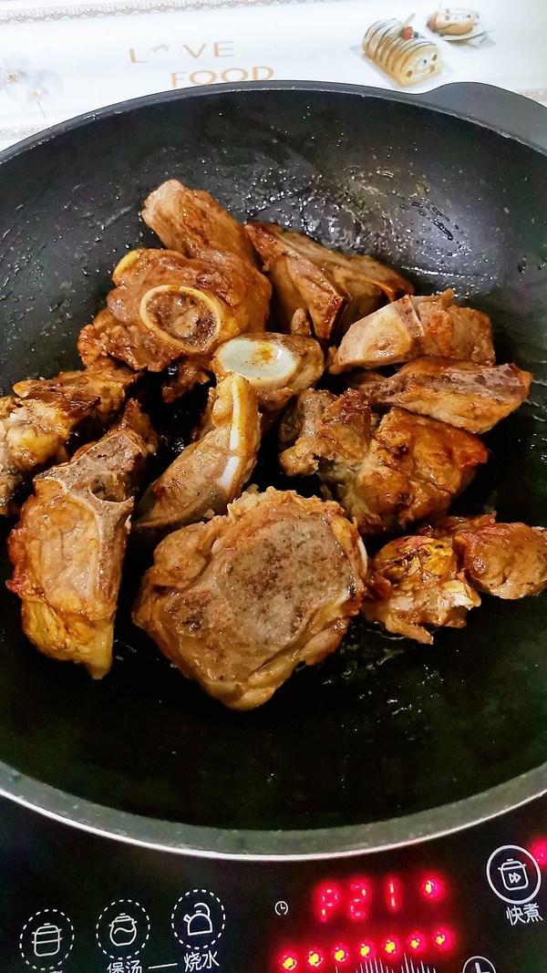 紅燒豬大骨的做法-咸鮮味燒菜譜