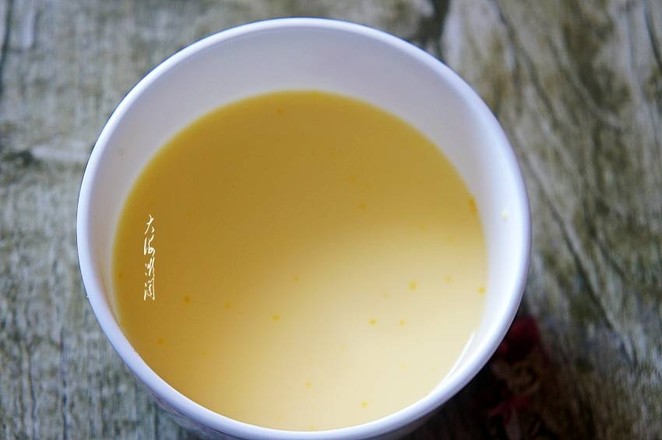 牛奶蝦仁蒸蛋羹的做法-家常味蒸菜譜