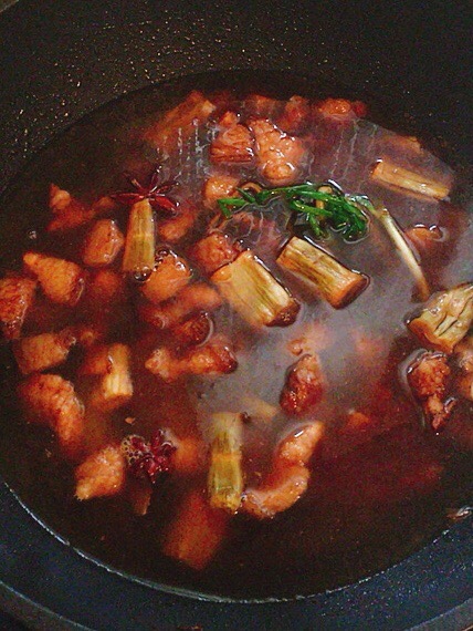 筍干土豆燉肉的做法-咸鮮味燉菜譜-易網(wǎng)健康養(yǎng)生網(wǎng) 筍干土豆燉肉的做法-咸鮮味燉菜譜