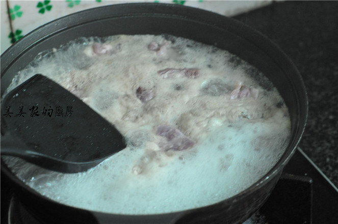 無花果山藥排骨湯的做法-家常味煲菜譜-易網(wǎng)健康養(yǎng)生網(wǎng) 無花果山藥排骨湯的做法-家常味煲菜譜