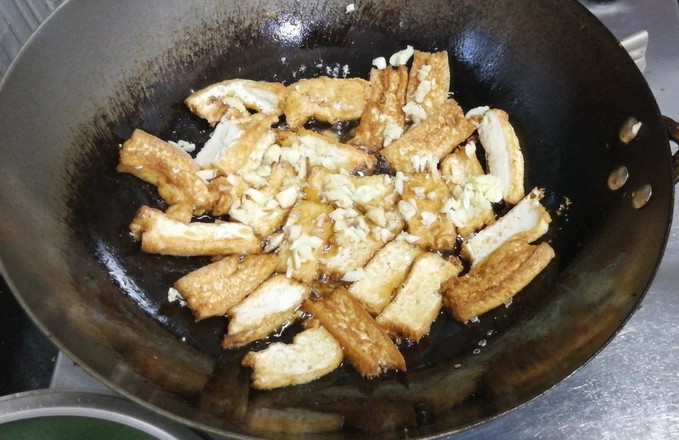 煎炒豆腐的做法-香辣味炒菜譜