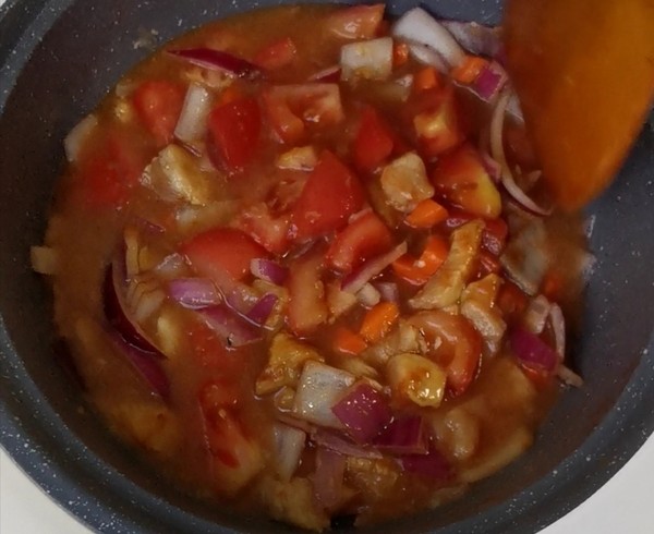 什錦雞肉芝士焗飯的做法-咸鮮味焗菜譜-易網(wǎng)健康養(yǎng)生網(wǎng) 什錦雞肉芝士焗飯的做法-咸鮮味焗菜譜