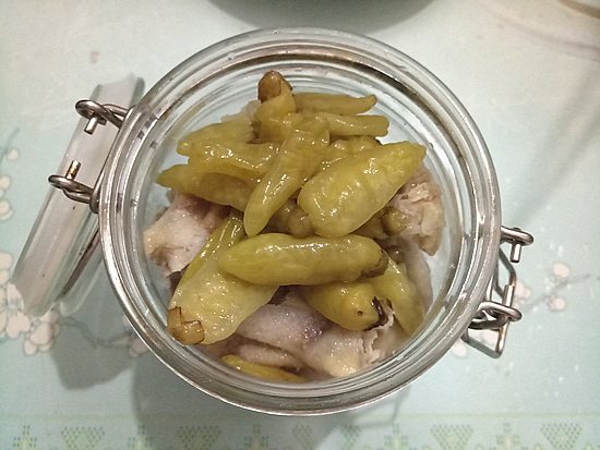 泡椒鴨掌的做法-酸辣味泡菜譜-易網(wǎng)健康養(yǎng)生網(wǎng) 泡椒鴨掌的做法-酸辣味泡菜譜