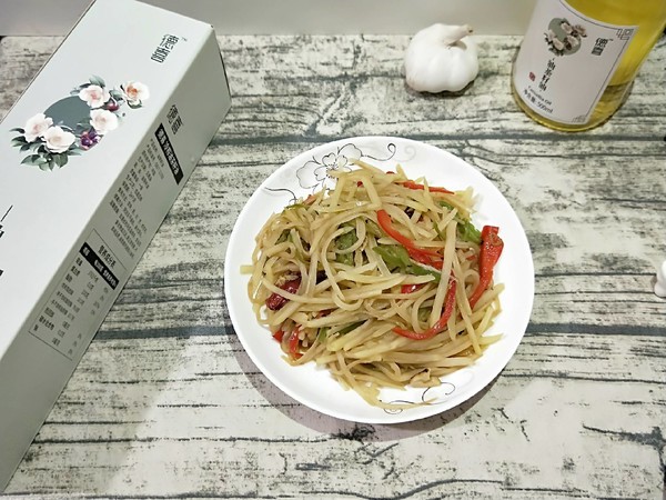 醋溜土豆絲的做法-家常味炒菜譜-易網(wǎng)健康養(yǎng)生網(wǎng) 醋溜土豆絲的做法-家常味炒菜譜