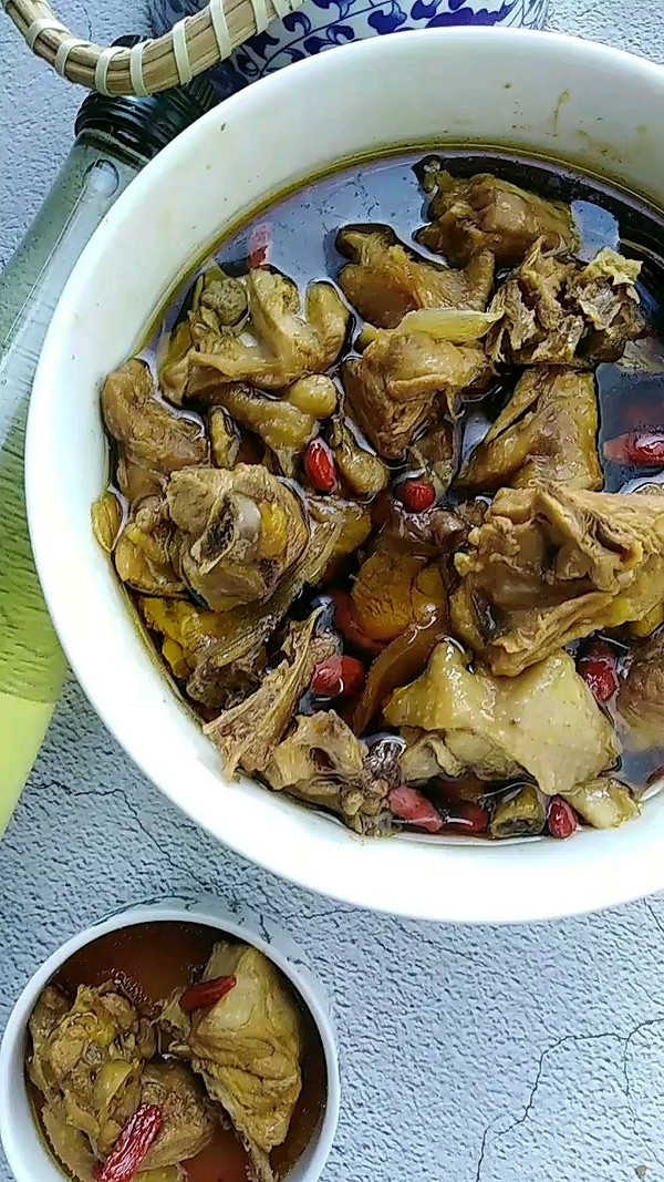 油茶籽油蒸雞的做法-家常味蒸菜譜-易網(wǎng)健康養(yǎng)生網(wǎng) 油茶籽油蒸雞的做法-家常味蒸菜譜
