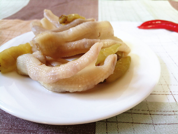 泡椒鴨掌的做法-酸辣味泡菜譜-易網(wǎng)健康養(yǎng)生網(wǎng) 泡椒鴨掌的做法-酸辣味泡菜譜