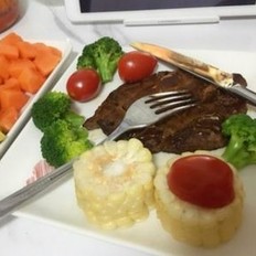 簡易快速煎牛排，懶人必備的做法-家常味煎菜譜