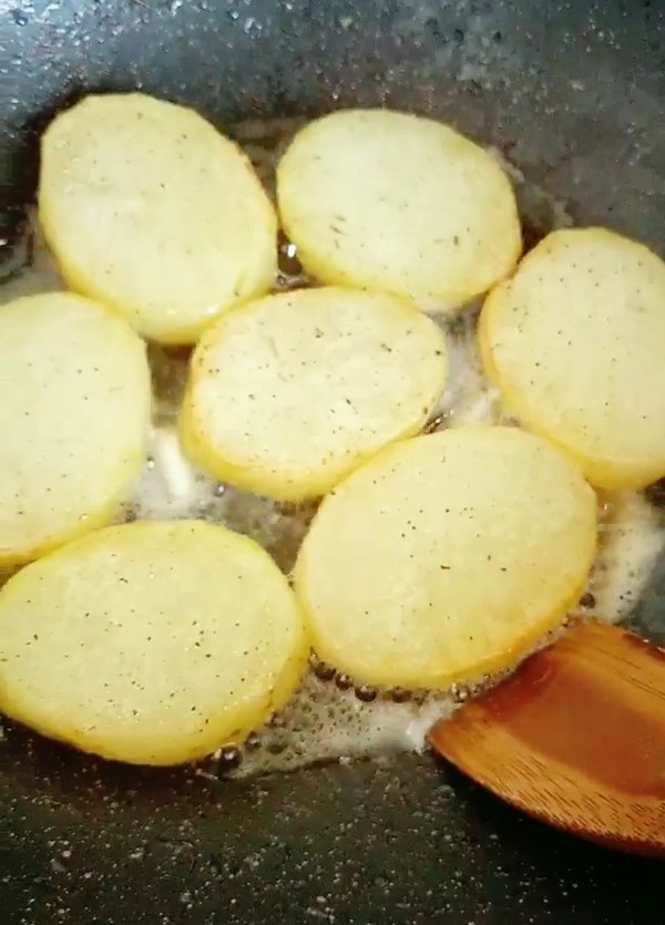 “放蕩”的土豆的做法-咸鮮味其它工藝菜譜-易網健康養生網 “放蕩”的土豆的做法-咸鮮味其它工藝菜譜