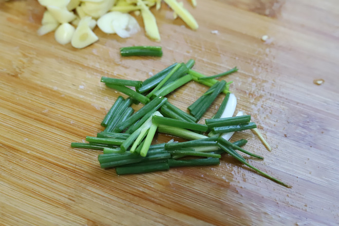 香辣小炒牛肉的做法-麻辣味炒菜譜-易網(wǎng)健康養(yǎng)生網(wǎng) 香辣小炒牛肉的做法-麻辣味炒菜譜