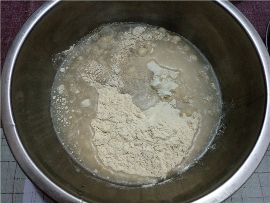 簡單自制面筋 (發酵法)的做法-家常味蒸菜譜-易網健康養生網 簡單自制面筋 (發酵法)的做法-家常味蒸菜譜