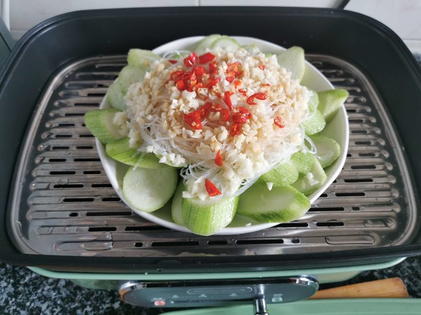 蒜蓉粉絲蒸絲瓜的做法-家常味蒸菜譜