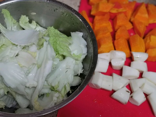 腐乳燒排骨的做法-家常味燒菜譜-易網健康養生網 腐乳燒排骨的做法-家常味燒菜譜