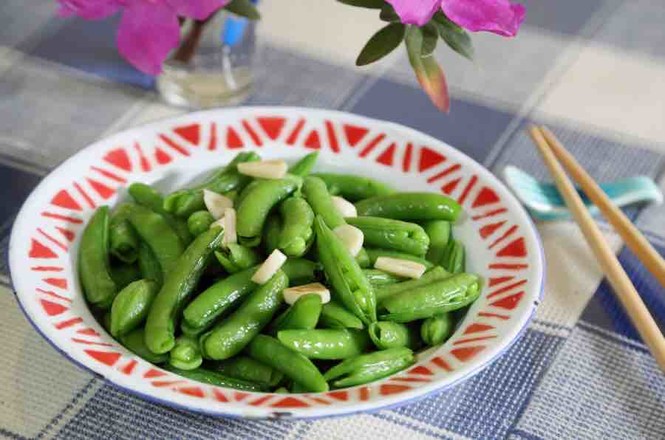 蒜香甜豆的做法-家常味炒菜譜-易網(wǎng)健康養(yǎng)生網(wǎng) 蒜香甜豆的做法-家常味炒菜譜