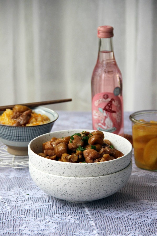 板栗燒雞腿的做法-家常味燒菜譜-易網(wǎng)健康養(yǎng)生網(wǎng) 板栗燒雞腿的做法-家常味燒菜譜