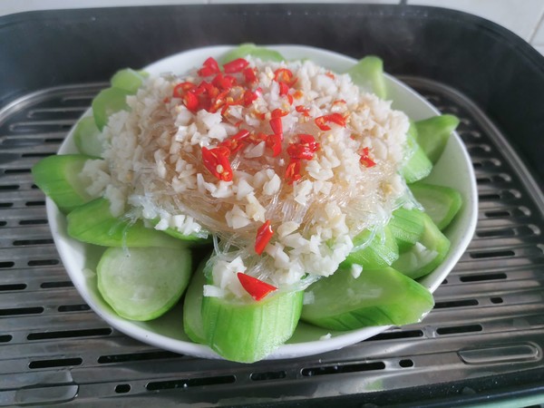 蒜蓉粉絲蒸絲瓜的做法-家常味蒸菜譜