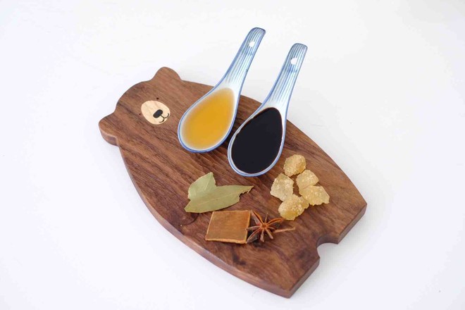 鮑魚(yú)燒排骨的做法-咸鮮味燒菜譜