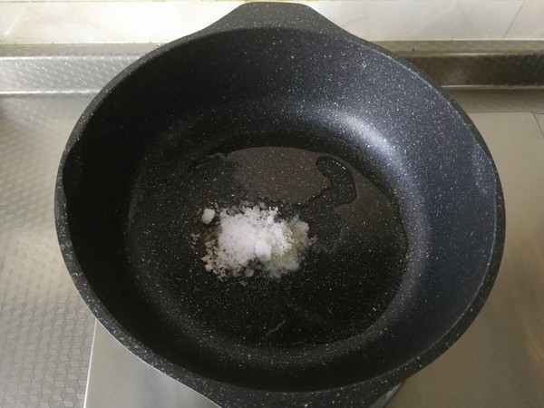 紅燒雞翅根的做法-咸鮮味燉菜譜