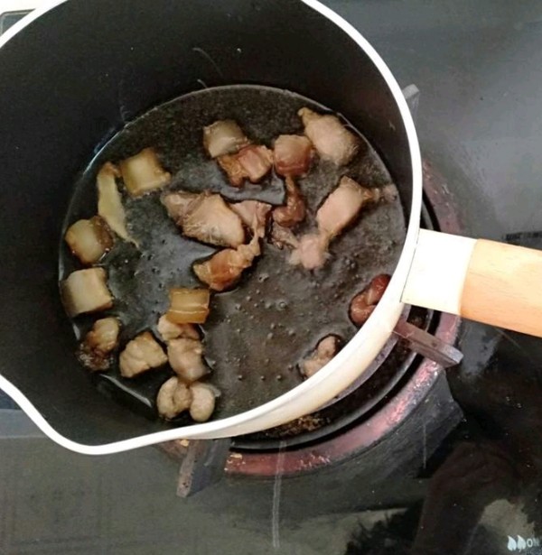 滑菇炒肉的做法-家常味炒菜譜