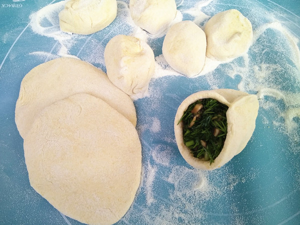 茴香香菇餡發(fā)面蒸餃的做法-家常味蒸菜譜