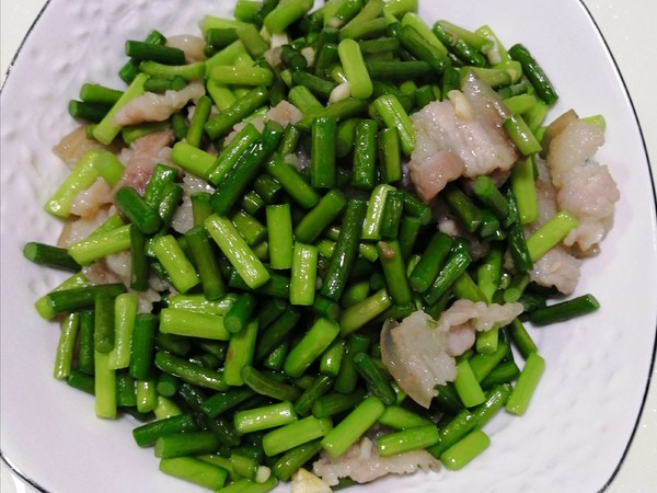 蒜苔炒肉的做法-家常味炒菜譜-易網健康養生網 蒜苔炒肉的做法-家常味炒菜譜