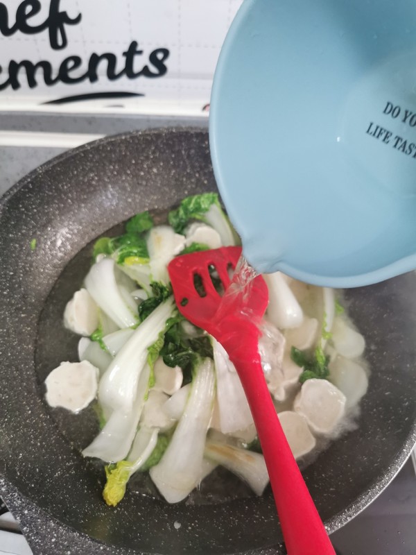 墨魚丸小油菜豆腐湯的做法-咸鮮味煮菜譜