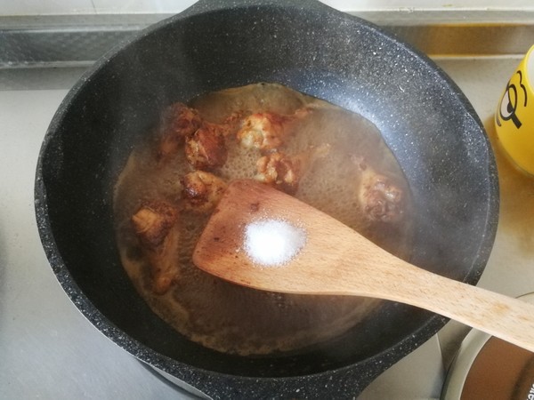 紅燒雞翅根的做法-咸鮮味燉菜譜