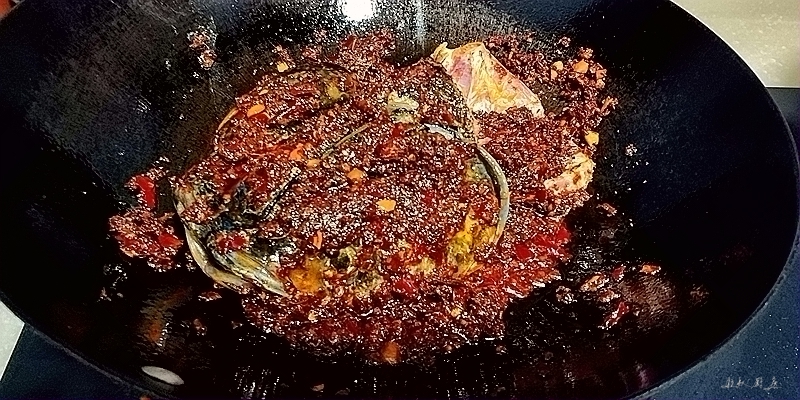 水煮魚蛙的做法-麻辣味煮菜譜-易網(wǎng)健康養(yǎng)生網(wǎng) 水煮魚蛙的做法-麻辣味煮菜譜