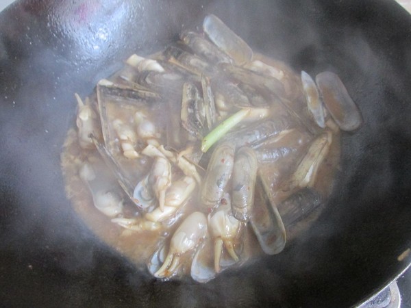 炒蟶子的做法-咸鮮味炒菜譜-易網(wǎng)健康養(yǎng)生網(wǎng) 炒蟶子的做法-咸鮮味炒菜譜