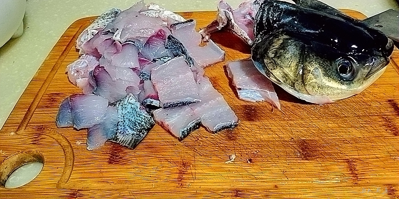 水煮魚蛙的做法-麻辣味煮菜譜-易網(wǎng)健康養(yǎng)生網(wǎng) 水煮魚蛙的做法-麻辣味煮菜譜