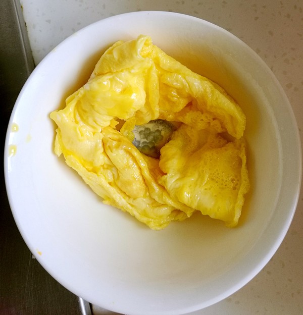 胡蘿卜炒雞蛋蘑菇的做法-咸鮮味炒菜譜