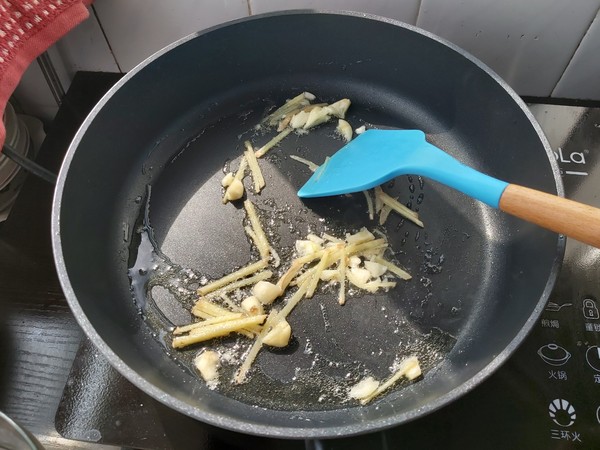 醬爆八爪魚的做法-咸鮮味炒菜譜-易網健康養生網 醬爆八爪魚的做法-咸鮮味炒菜譜