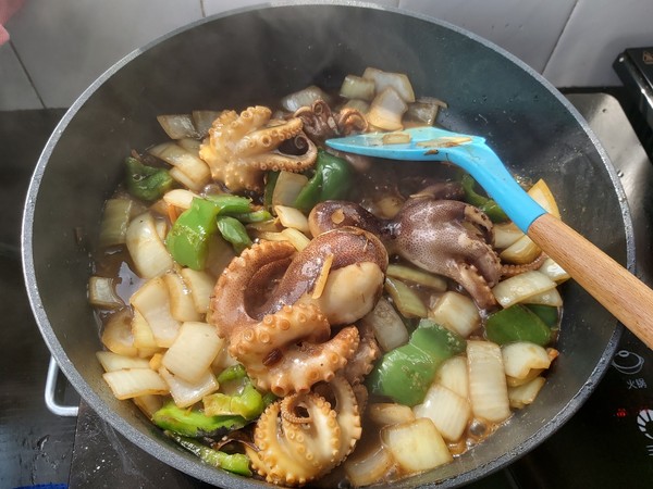 醬爆八爪魚的做法-咸鮮味炒菜譜-易網健康養生網 醬爆八爪魚的做法-咸鮮味炒菜譜