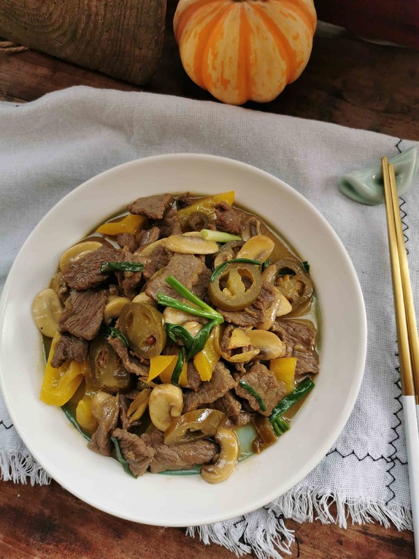 口蘑炒肉片的做法-酸辣味炒菜譜-易網(wǎng)健康養(yǎng)生網(wǎng) 口蘑炒肉片的做法-酸辣味炒菜譜