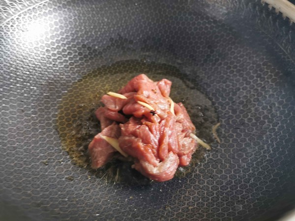 口蘑炒肉片的做法-酸辣味炒菜譜-易網(wǎng)健康養(yǎng)生網(wǎng) 口蘑炒肉片的做法-酸辣味炒菜譜