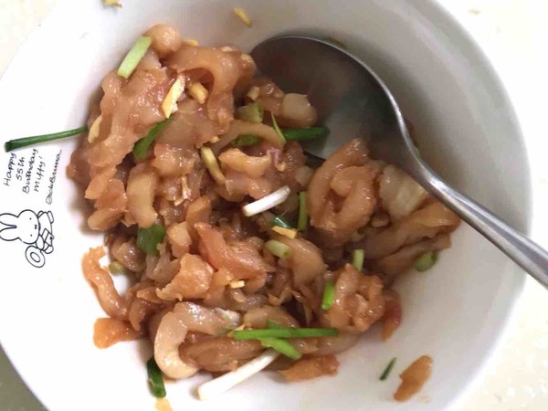 腐竹木耳炒雞肉的做法-咸鮮味炒菜譜-易網健康養生網 腐竹木耳炒雞肉的做法-咸鮮味炒菜譜