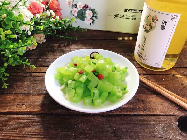 萵筍吉慶的做法-家常味炒菜譜-易網健康養生網 萵筍吉慶的做法-家常味炒菜譜