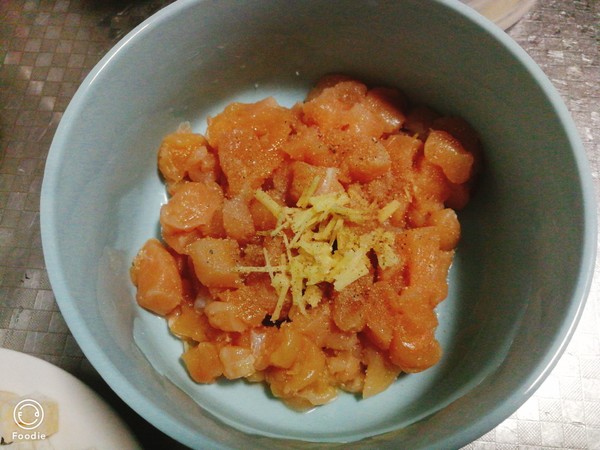 雞丁南瓜盅的做法-其它口味蒸菜譜-易網<a href=http://www.aoa7937.com/ target=_blank class=infotextkey>健康養生</a>網 雞丁南瓜盅的做法-其它口味蒸菜譜
