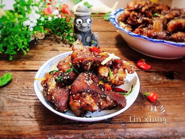 脆皮豬蹄的做法-香辣味炸菜譜