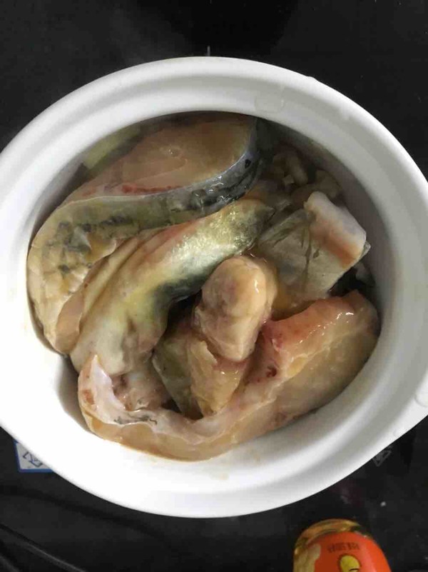 砂鍋魚頭煲的做法-家常味焗菜譜