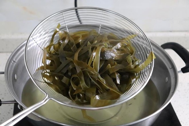 涼拌海帶絲的做法-香辣味拌菜譜