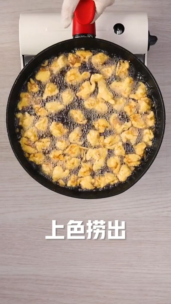 菠蘿咕咾肉的做法-酸甜味炒菜譜-易網(wǎng)健康養(yǎng)生網(wǎng) 菠蘿咕咾肉的做法-酸甜味炒菜譜