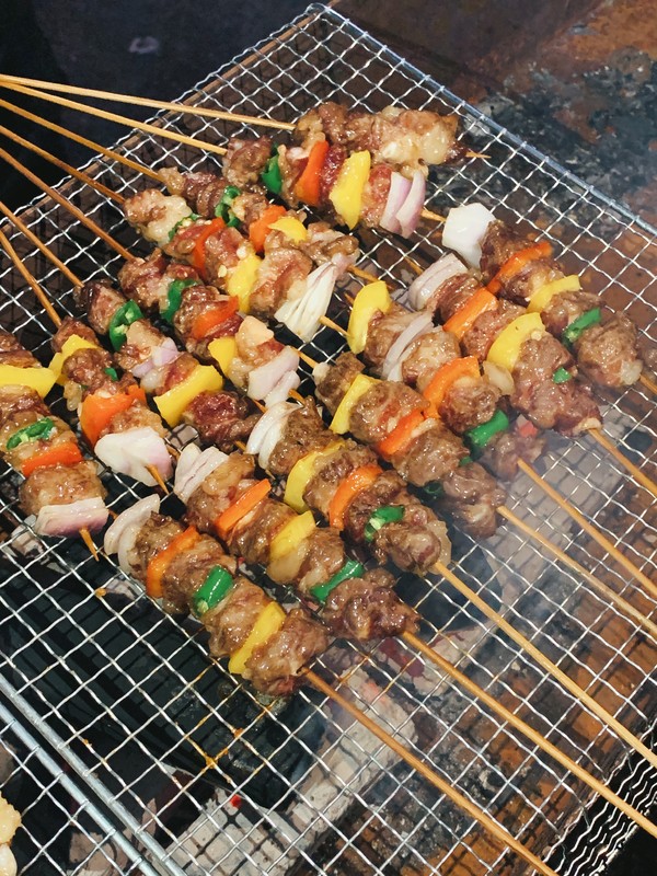 零難度鮮香烤牛肉的做法-香辣味燒菜譜-易網健康養生網 零難度鮮香烤牛肉的做法-香辣味燒菜譜