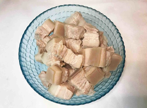 紅燒肉的做法-家常味燜菜譜-易網健康養生網 紅燒肉的做法-家常味燜菜譜