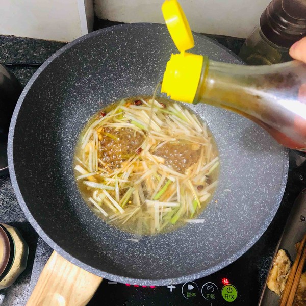 紅燒帶魚的做法-香辣味燒菜譜