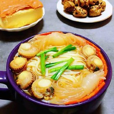 扇貝時蔬面的做法-咸鮮味煮菜譜
