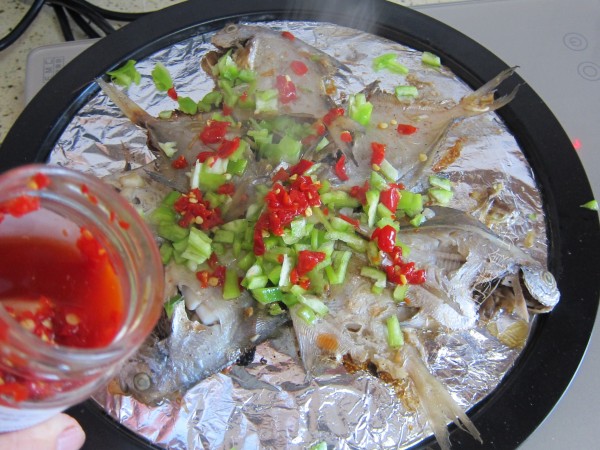 烤魚的做法-香辣味烤菜譜-易網健康養生網 烤魚的做法-香辣味烤菜譜