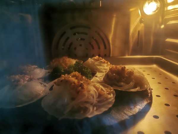 蒜蓉粉絲蒸扇貝的做法-咸鮮味蒸菜譜-易網(wǎng)健康養(yǎng)生網(wǎng) 蒜蓉粉絲蒸扇貝的做法-咸鮮味蒸菜譜