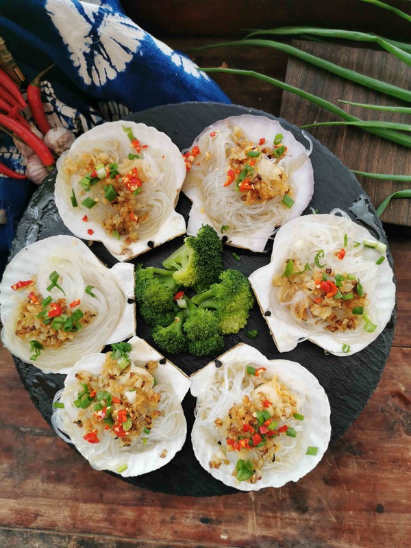 蒜蓉粉絲蒸扇貝的做法-咸鮮味蒸菜譜-易網(wǎng)健康養(yǎng)生網(wǎng) 蒜蓉粉絲蒸扇貝的做法-咸鮮味蒸菜譜