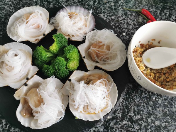 蒜蓉粉絲蒸扇貝的做法-咸鮮味蒸菜譜-易網(wǎng)健康養(yǎng)生網(wǎng) 蒜蓉粉絲蒸扇貝的做法-咸鮮味蒸菜譜