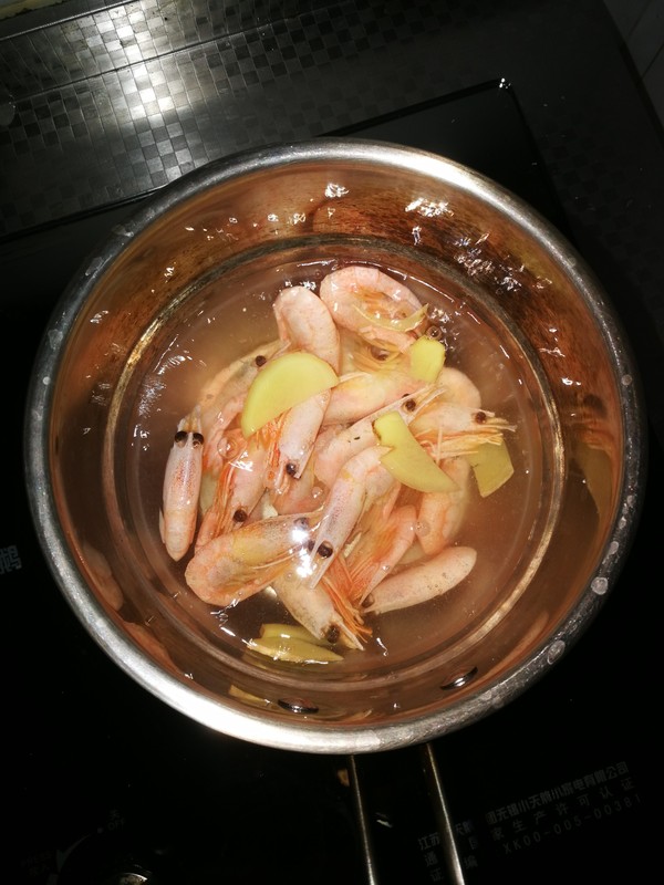 水煮北極蝦的做法-咸鮮味煮菜譜
